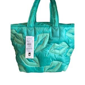 Wildfox Nylon Tote Overnight Bag Seafoam Green Lips